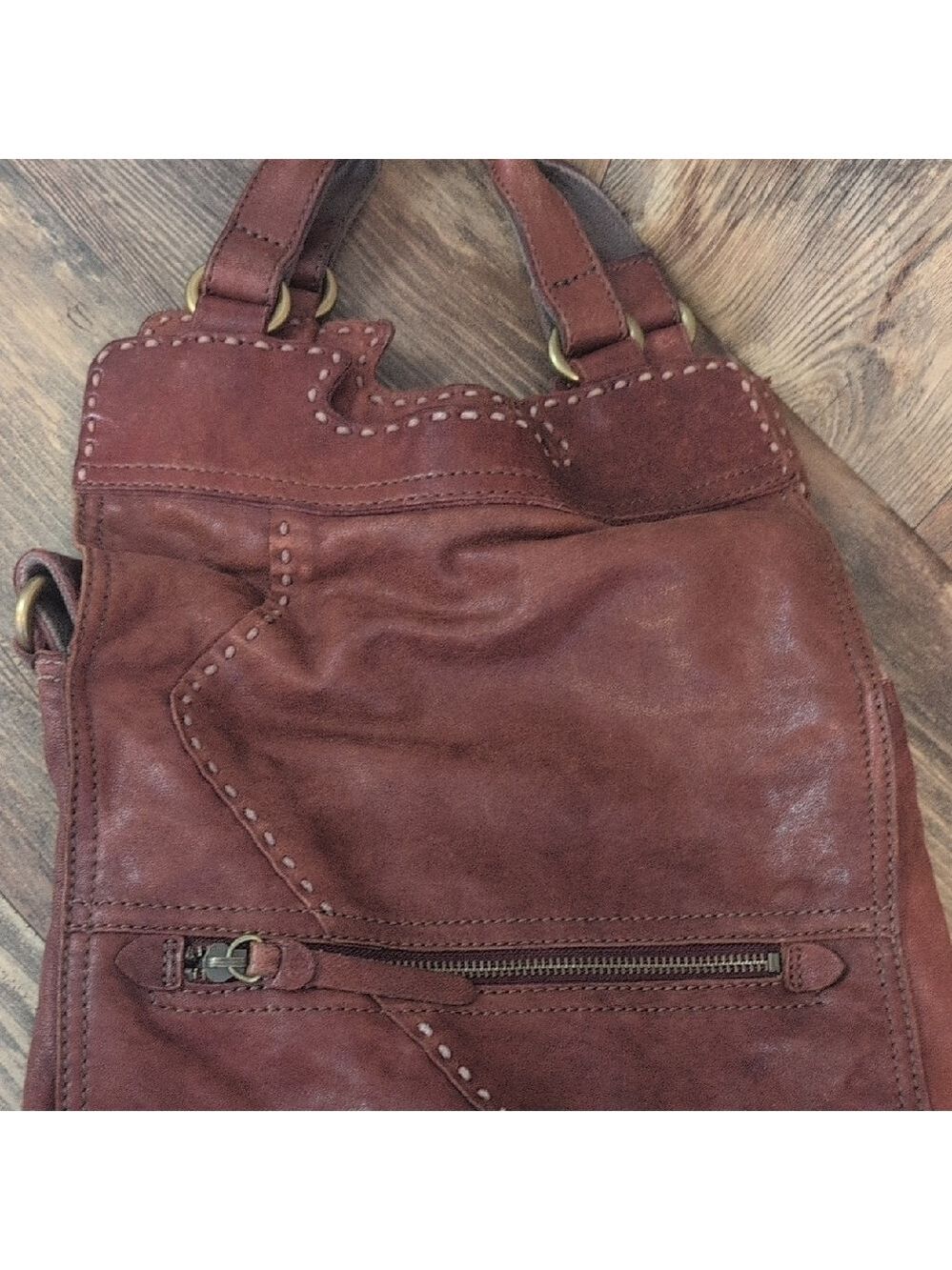 Lucky Brand Vintage Inspired Hobo Crossbody Red Leather Bag C196 - Picture 4 of 13
